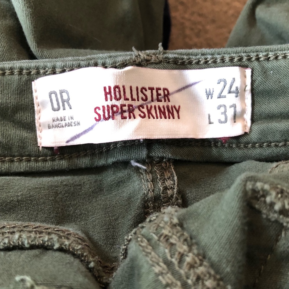🩵 Army Green Hollister Pants 🩵 - Picture 3 of 3